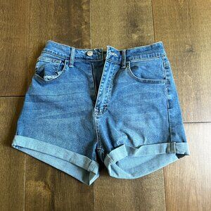 Forever 21 Medium Wash Jean Shorts - US 28
